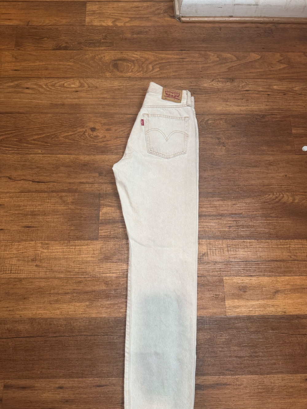 Women Levi's Off-White Straight Leg Jeans